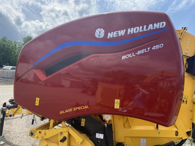 Image of New Holland RB450 equipment image 4