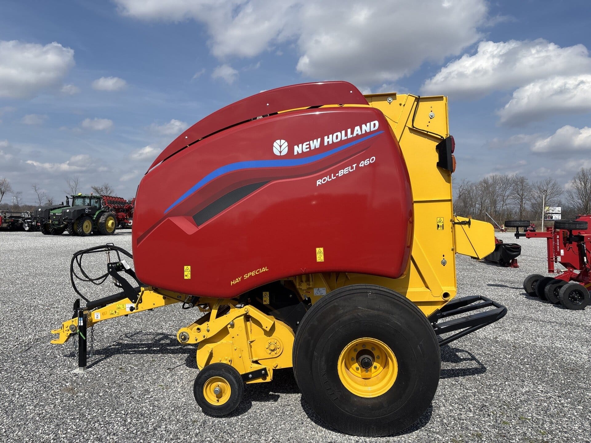 2025 New Holland RB460 Hay Special Equipment Image0