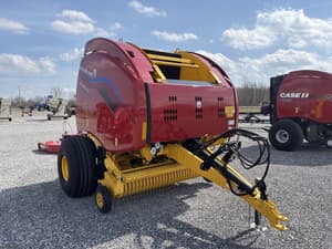 2025 New Holland RB460 Image