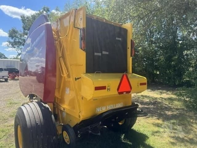 Image of New Holland RB460 Hay Special equipment image 4
