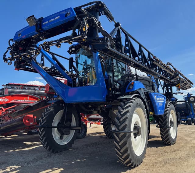 Image of New Holland SP310F equipment image 1