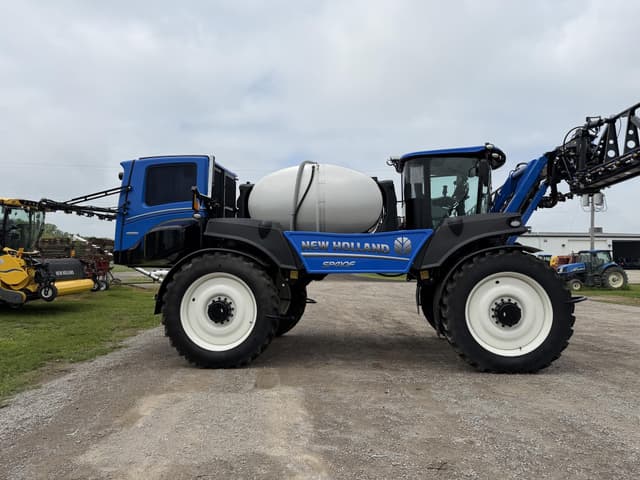 Image of New Holland SP410F equipment image 4