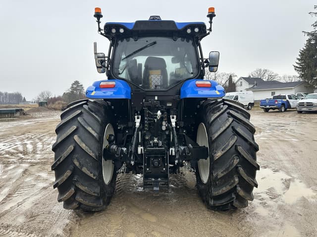 Image of New Holland T7.210 equipment image 3