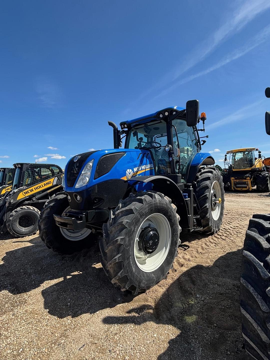 Image of New Holland T7.210 Primary image
