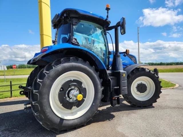 Image of New Holland T7.260 equipment image 4