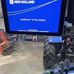 Image of New Holland T7.260 equipment image 4