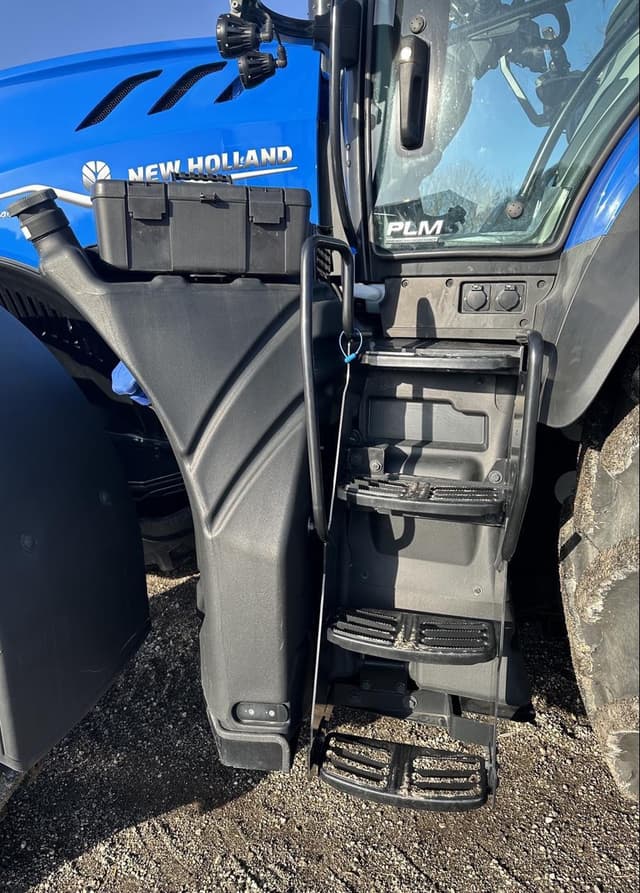 Image of New Holland T7.340HD equipment image 3