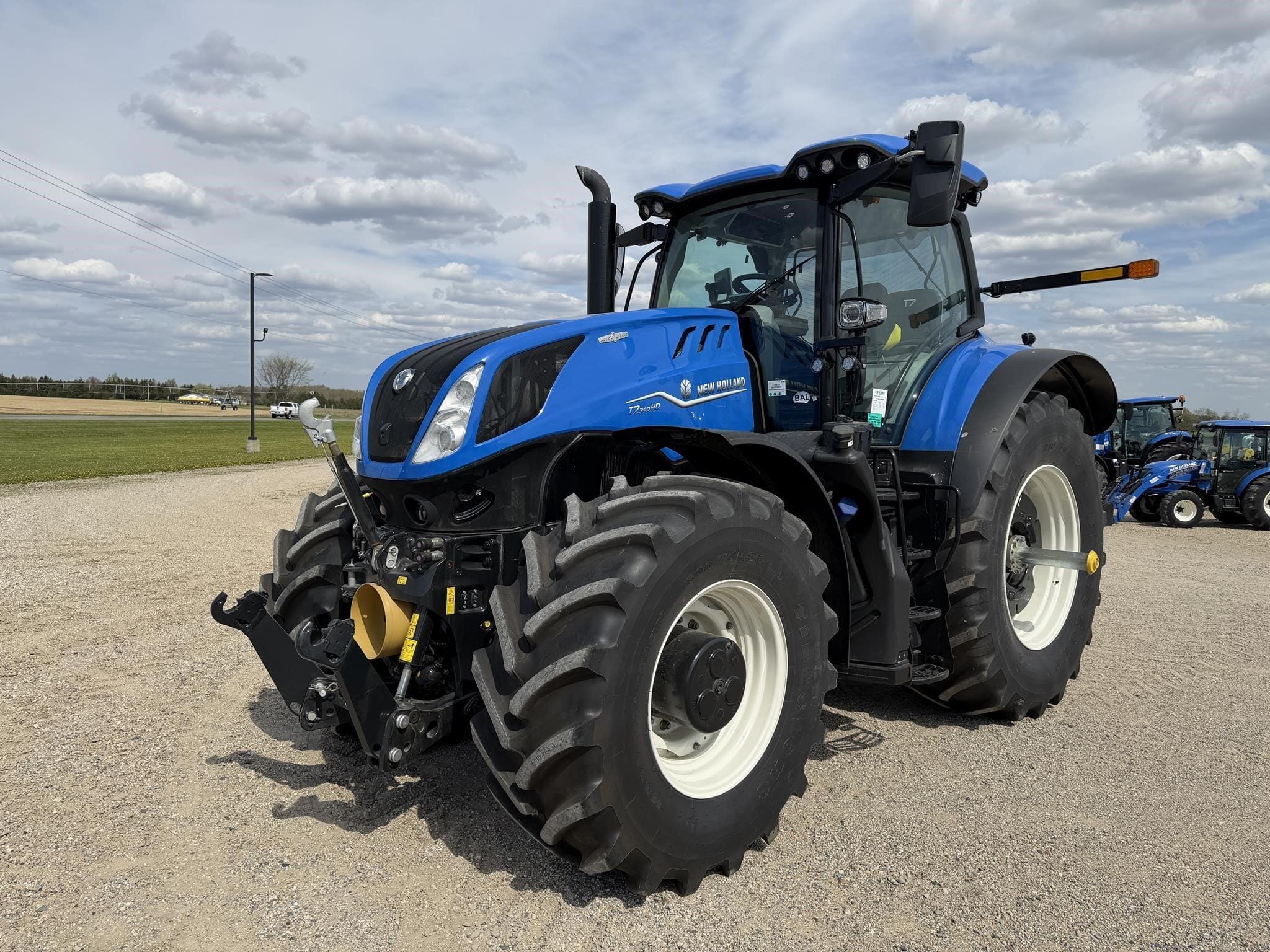 2025 New Holland T7.340HD Equipment Image0