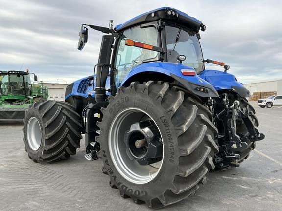 Image of New Holland T8.355 equipment image 2