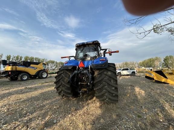 Image of New Holland T8.355 equipment image 4