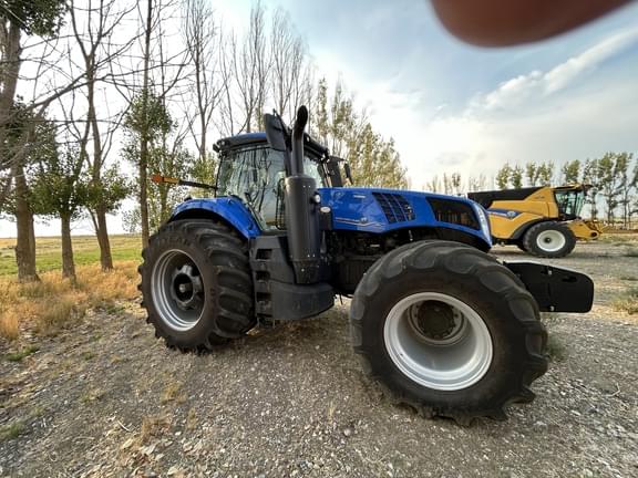 Image of New Holland T8.355 equipment image 2