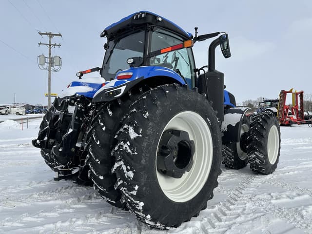 Image of New Holland T8.440 equipment image 4