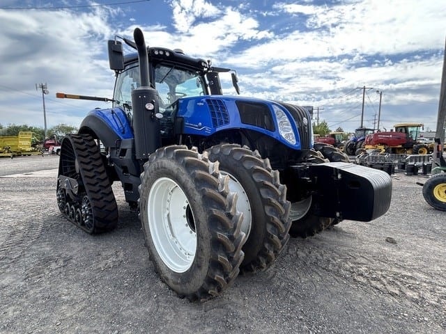 2025 New Holland T8.440 Equipment Image0