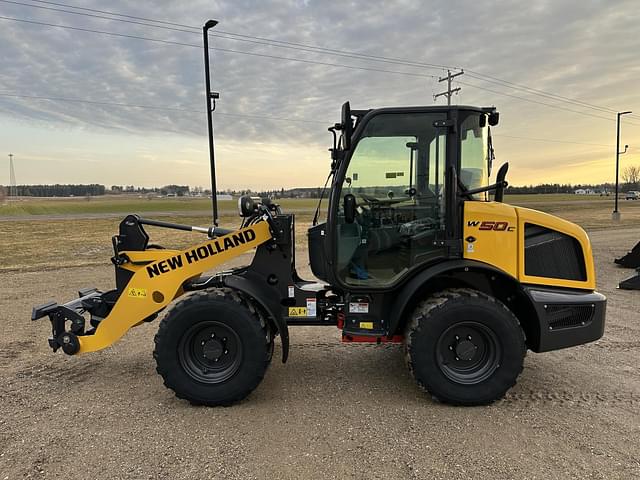 Image of New Holland W50C equipment image 1