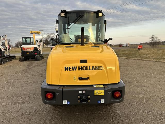 Image of New Holland W50C equipment image 3