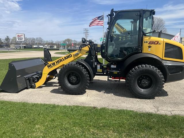Image of New Holland W80C equipment image 1