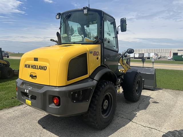 Image of New Holland W80C equipment image 3