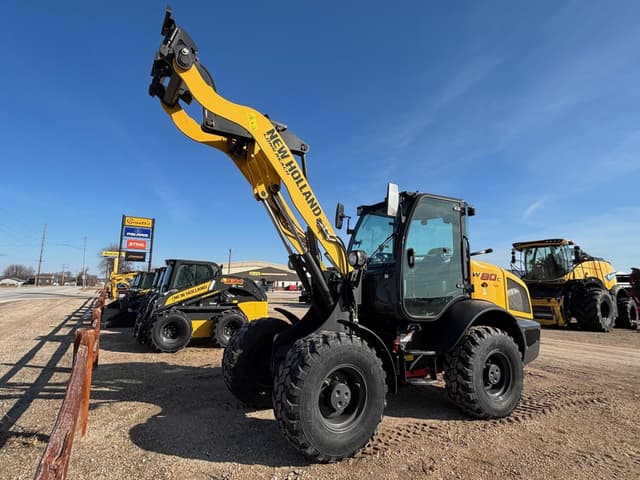 Image of New Holland W80C equipment image 1
