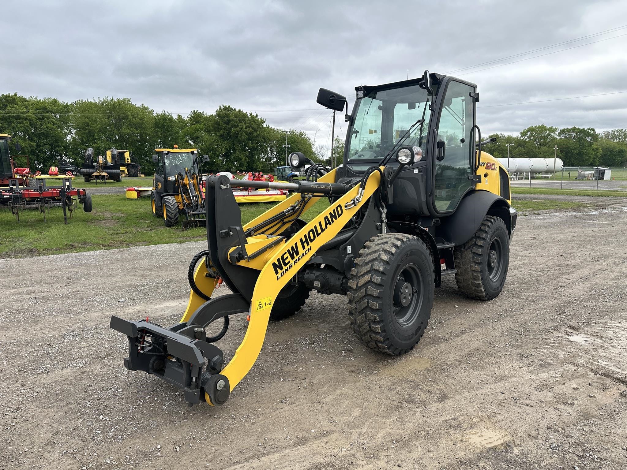 2025 New Holland W80C HS Equipment Image0