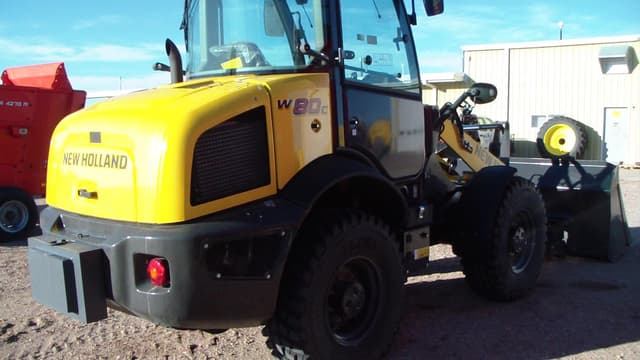 Image of New Holland W80C LR equipment image 2
