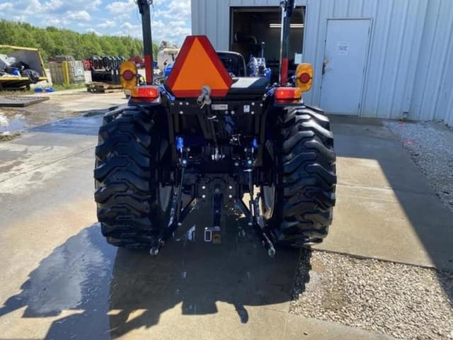 Image of New Holland Workmaster 25 equipment image 4