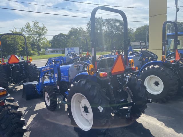 Image of New Holland Workmaster 25 equipment image 3