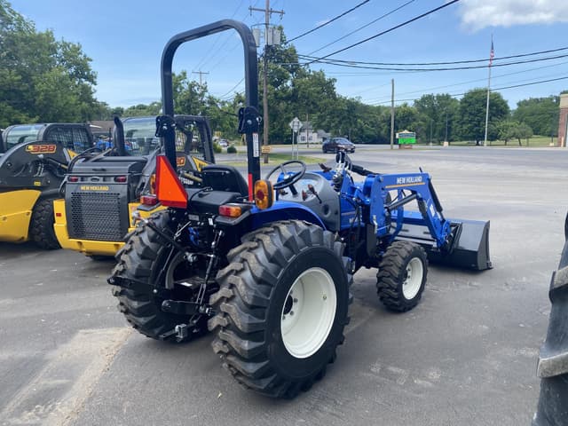 Image of New Holland Workmaster 25 equipment image 2