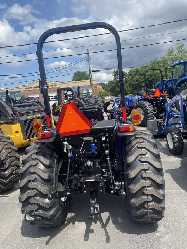 Image of New Holland Workmaster 25 equipment image 4