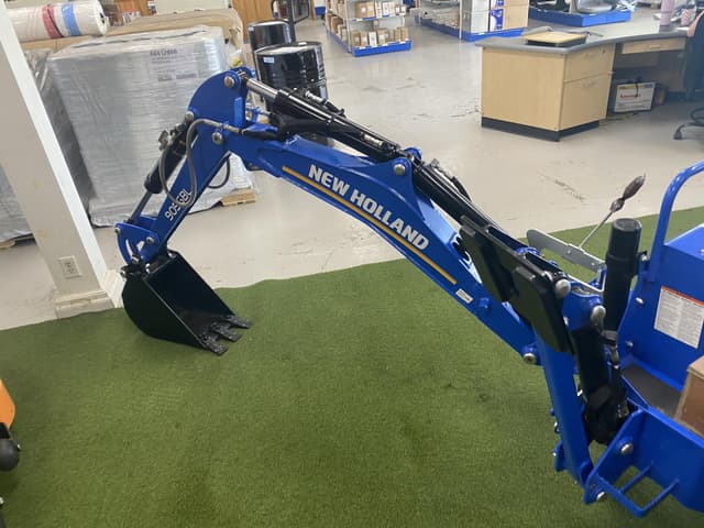 Image of New Holland Workmaster 25S equipment image 2