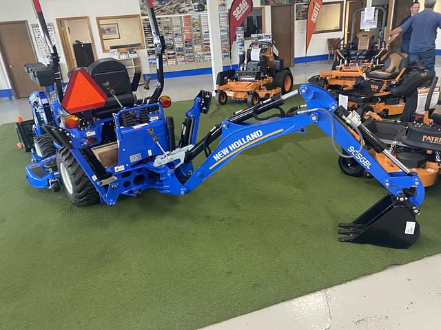 Image of New Holland Workmaster 25S equipment image 4