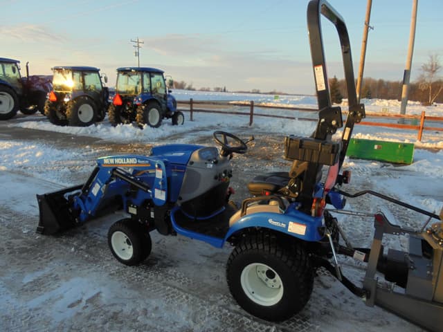 Image of New Holland Workmaster 25S equipment image 4