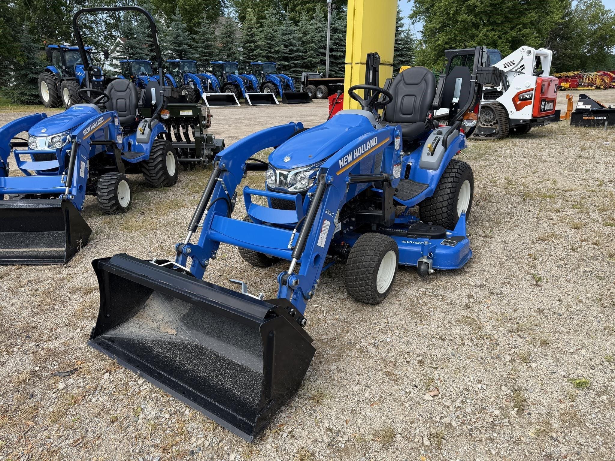 2025 New Holland Workmaster 25S Equipment Image0