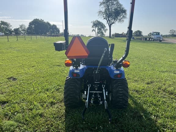 Image of New Holland Workmaster 25S equipment image 4