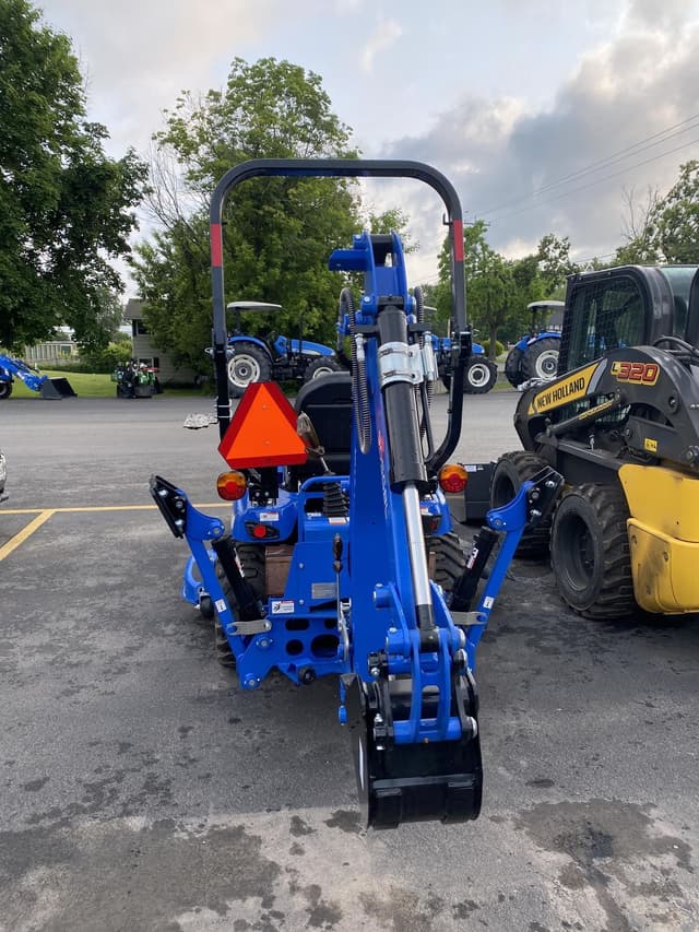 Image of New Holland Workmaster 25S equipment image 4