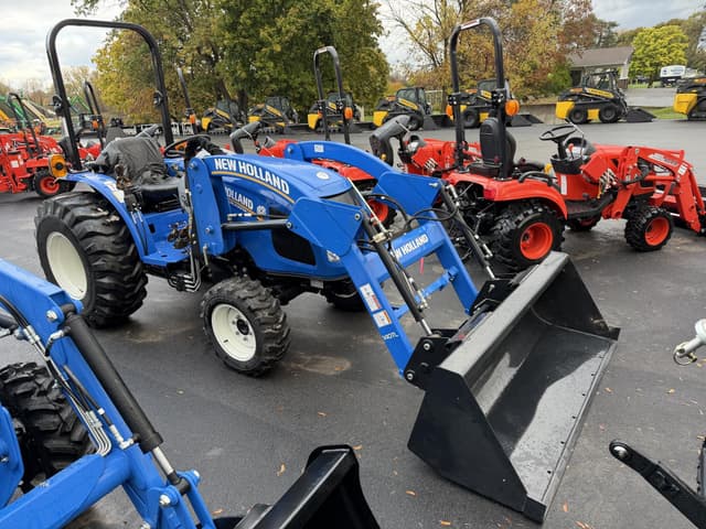 Image of New Holland Workmaster 35 equipment image 1