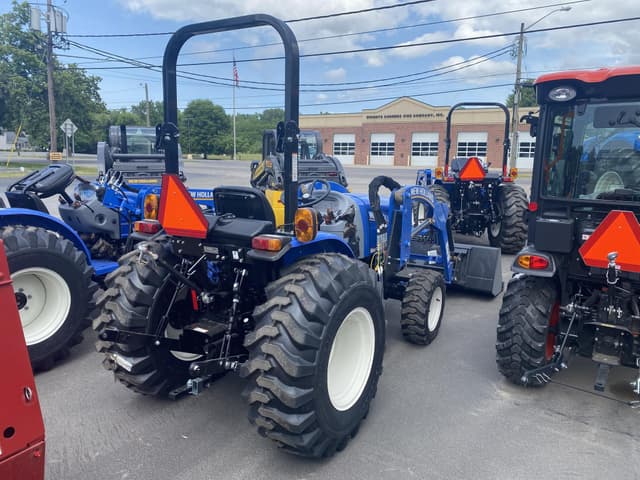 Image of New Holland Workmaster 40 equipment image 2