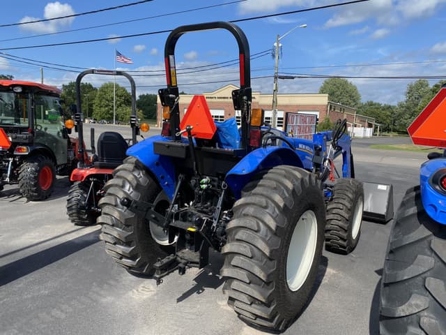 Image of New Holland Workmaster 60 equipment image 2