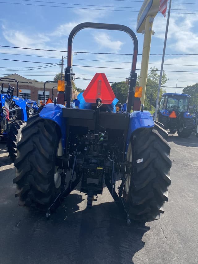 Image of New Holland Workmaster 70 equipment image 4