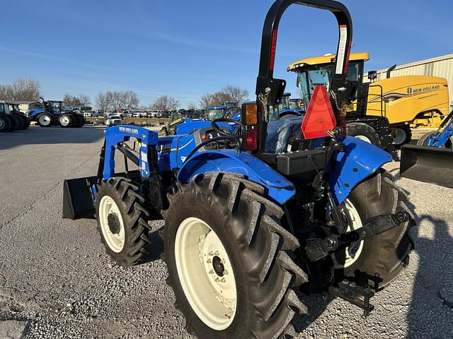 Image of New Holland Workmaster 70 equipment image 3