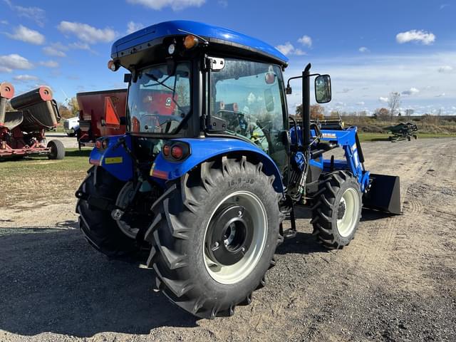 Image of New Holland Workmaster 75 equipment image 2