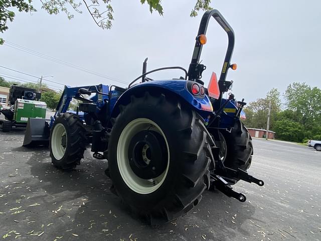 Image of New Holland Workmaster 75 equipment image 3