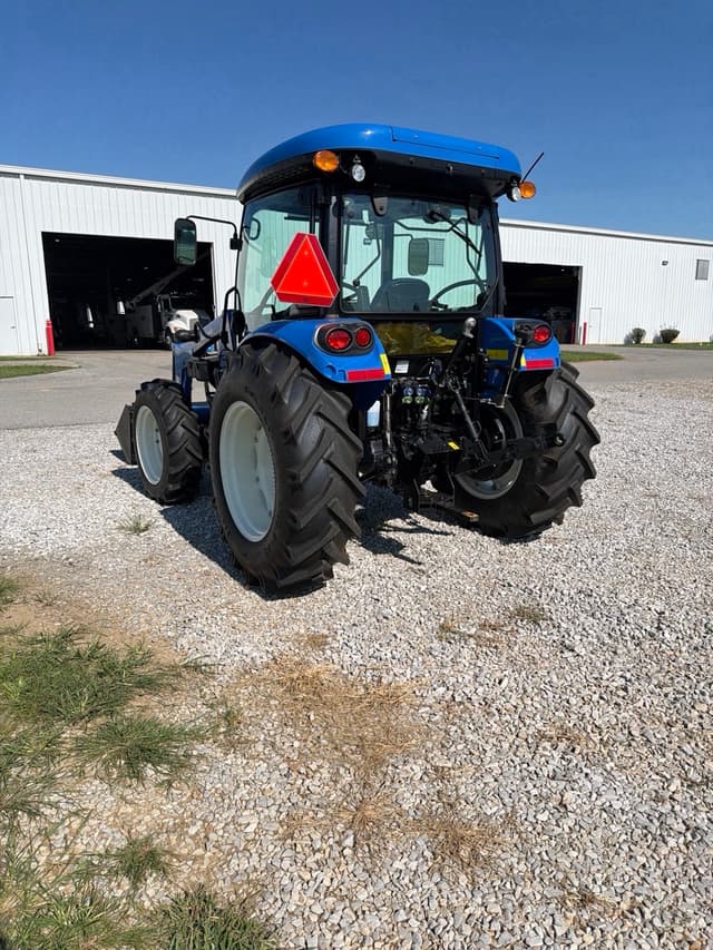 Image of New Holland Workmaster 75 equipment image 4