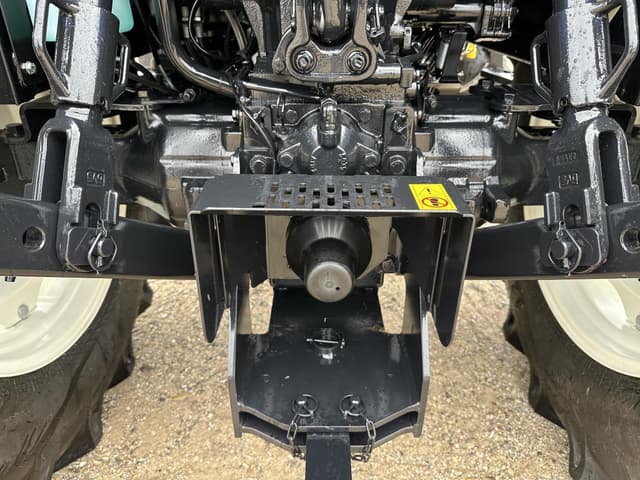 Image of New Holland Workmaster 75 equipment image 4