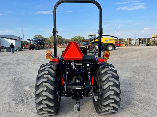 Image of New Holland Workmaster 40 equipment image 4