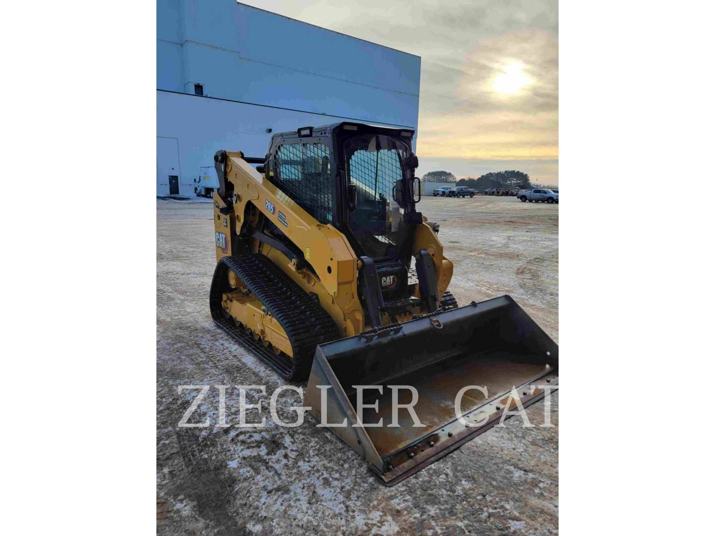 2025 Caterpillar 265 Equipment Image0