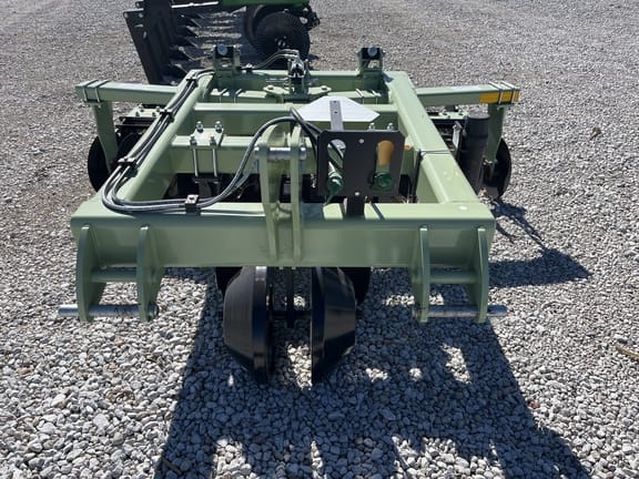 2025 Orthman 5TT Track Tillr Equipment Image0