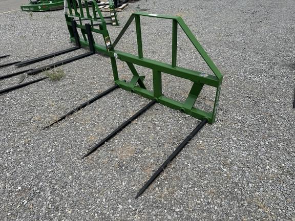 Image of Ottawa Rancher Bale Spear Image 1