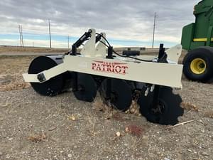 2025 Patriot Pivot Track Closer Image