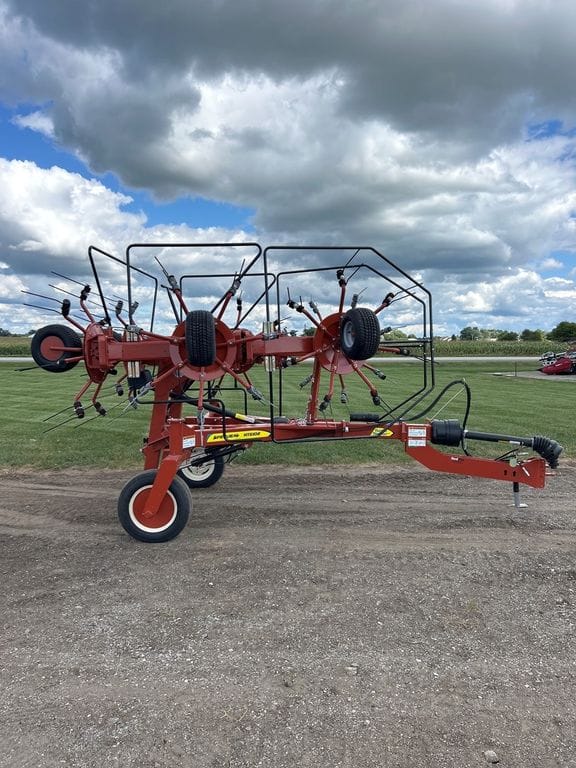 2025 Pequea HT6102 Equipment Image0