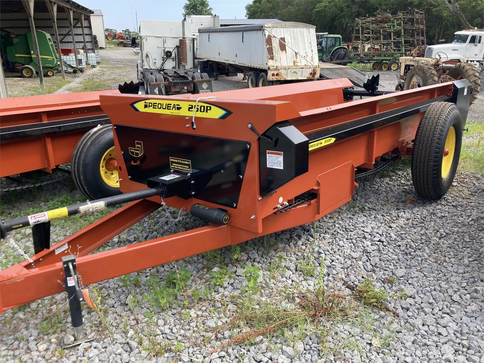 2025 Pequea 250P Equipment Image0